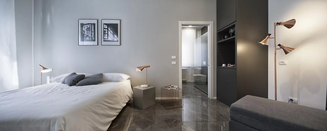 Suite Vogue Stazione Voghera İtalya